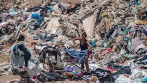 Atacama, the driest desert in the world, is increasingly suffering from pollution caused by fashion converting it into one of the biggest landfills.