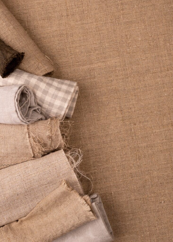 A picture of different kinds of jute fabrics.